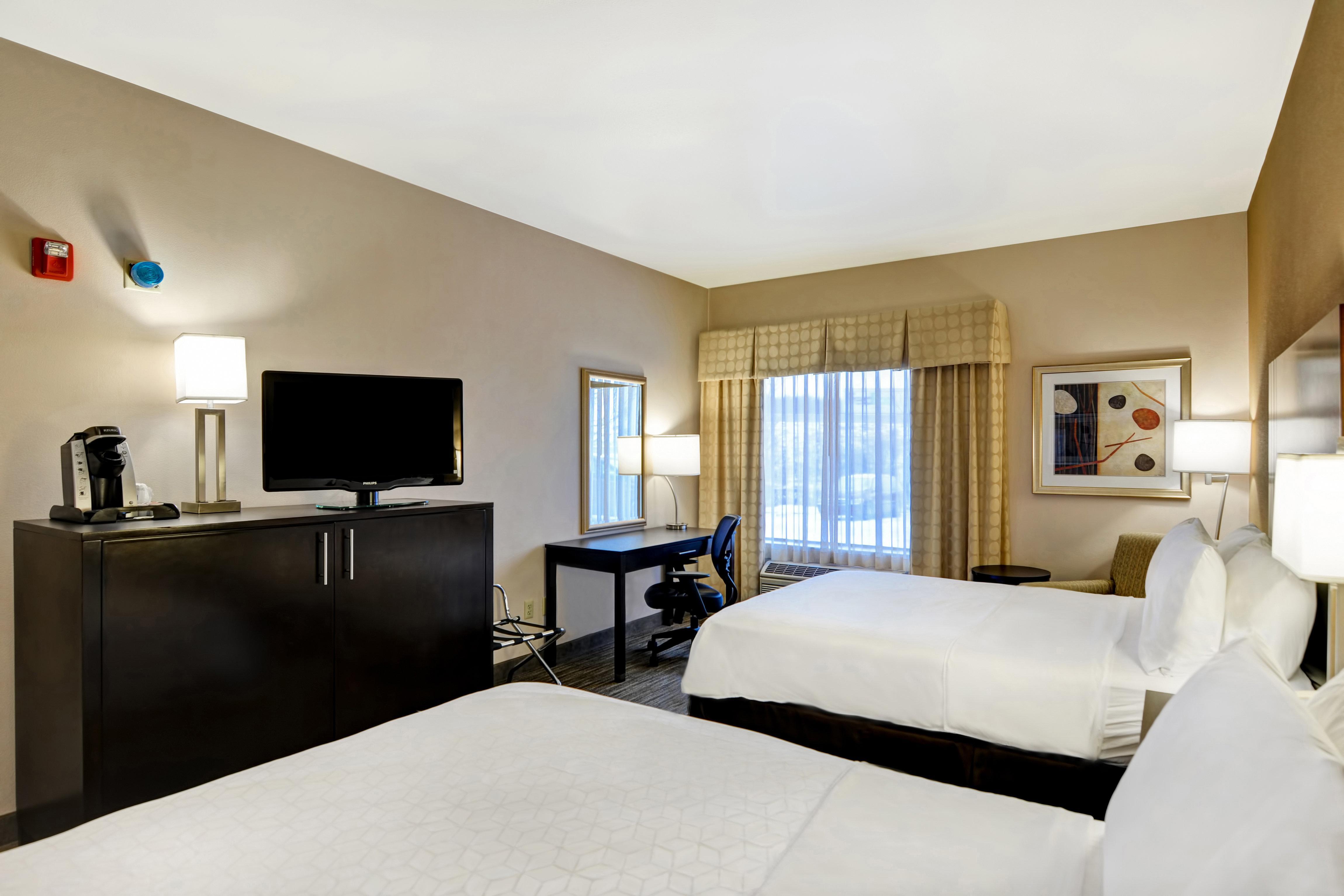 Express & Milwaukee-new Berlin By Ihg Hotel