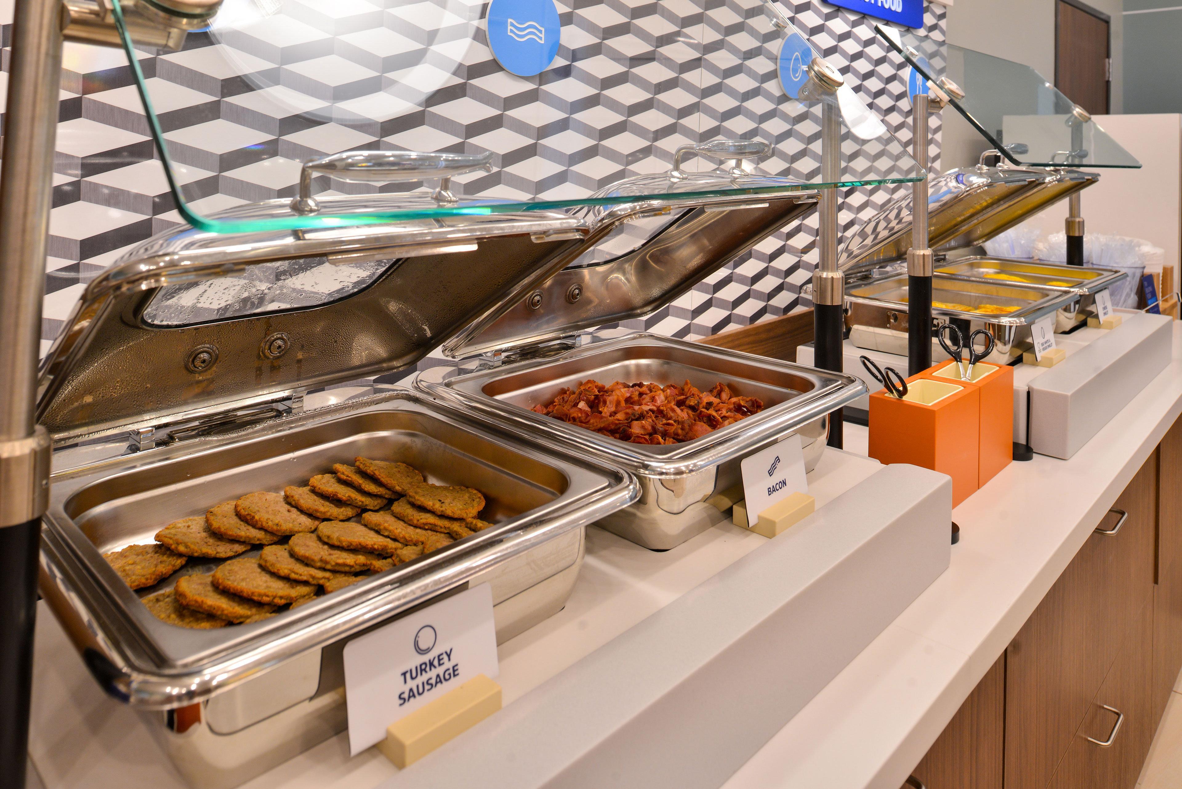 Express & Milwaukee-new Berlin By Ihg