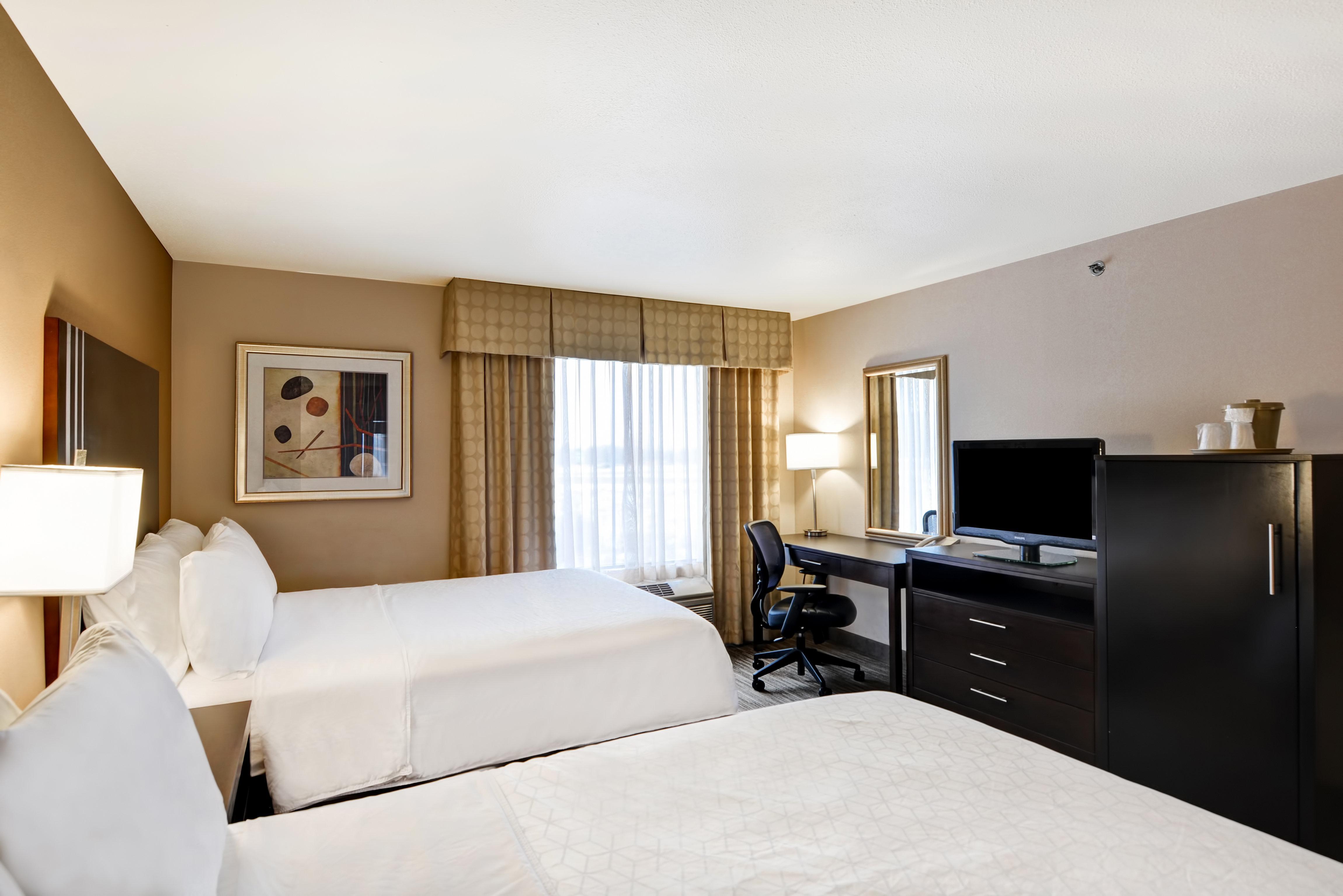 Express & Milwaukee-new Berlin By Ihg Hotel