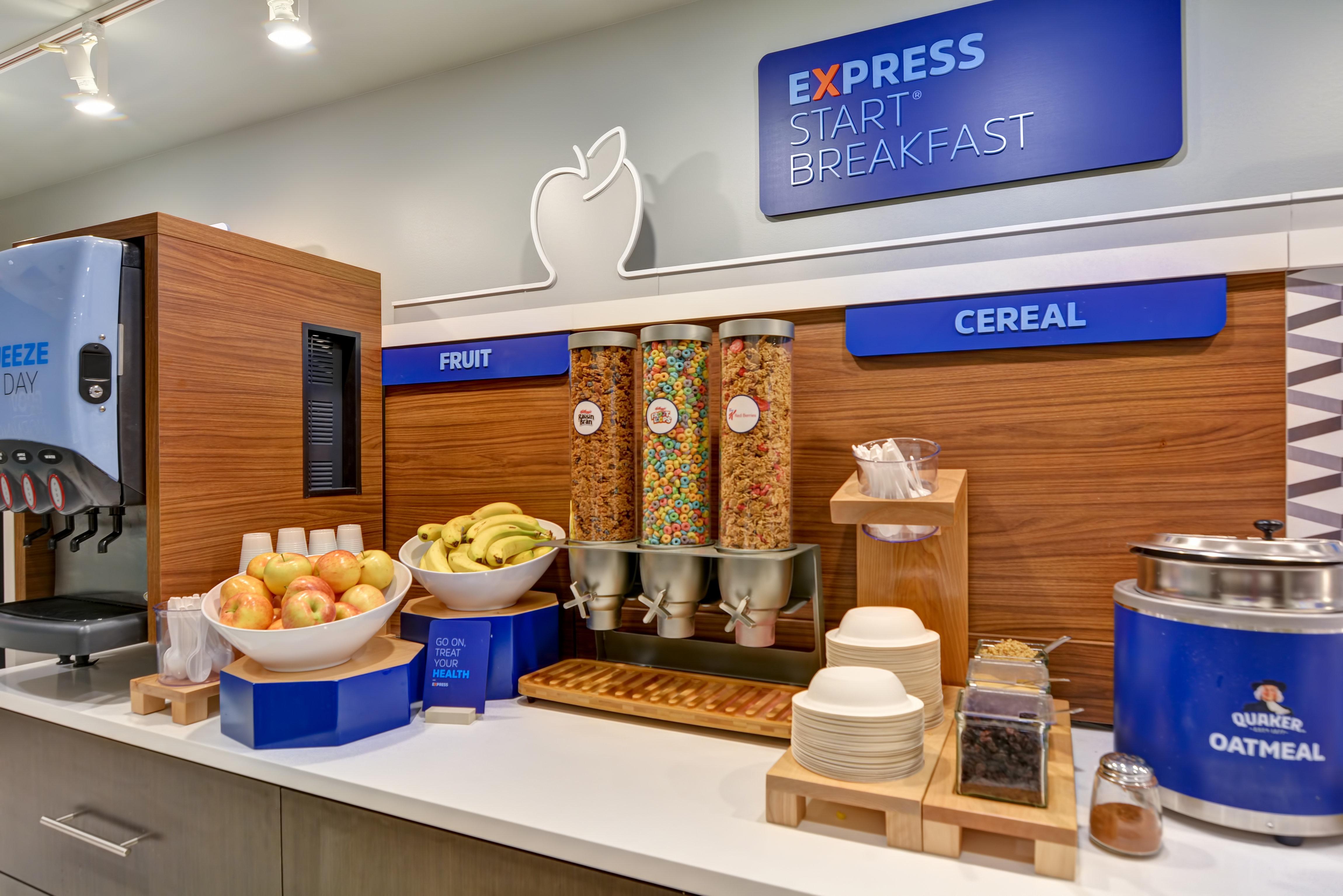 Express & Milwaukee-new Berlin By Ihg 2* New Berlin
