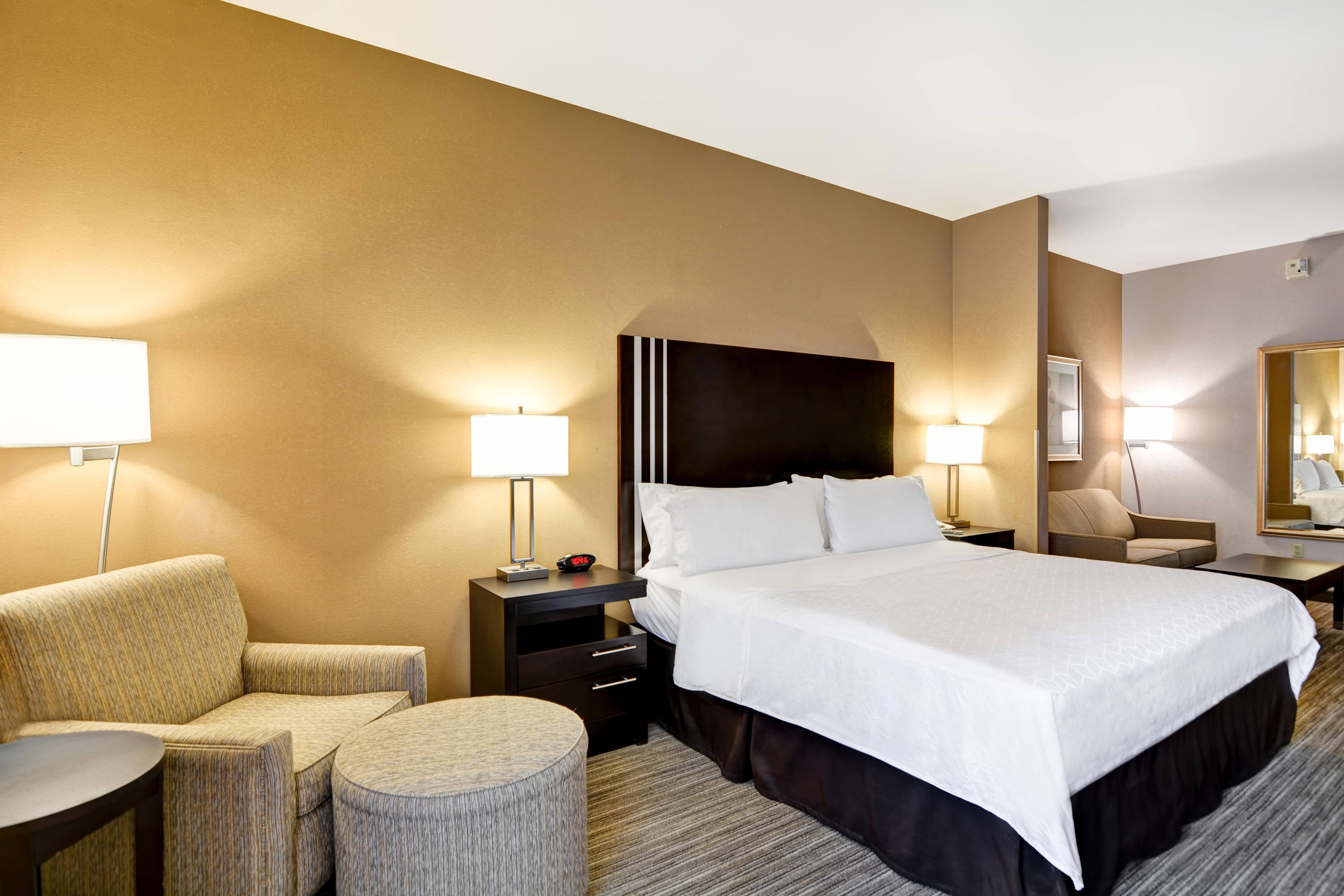 Express & Milwaukee-new Berlin By Ihg 2* New Berlin