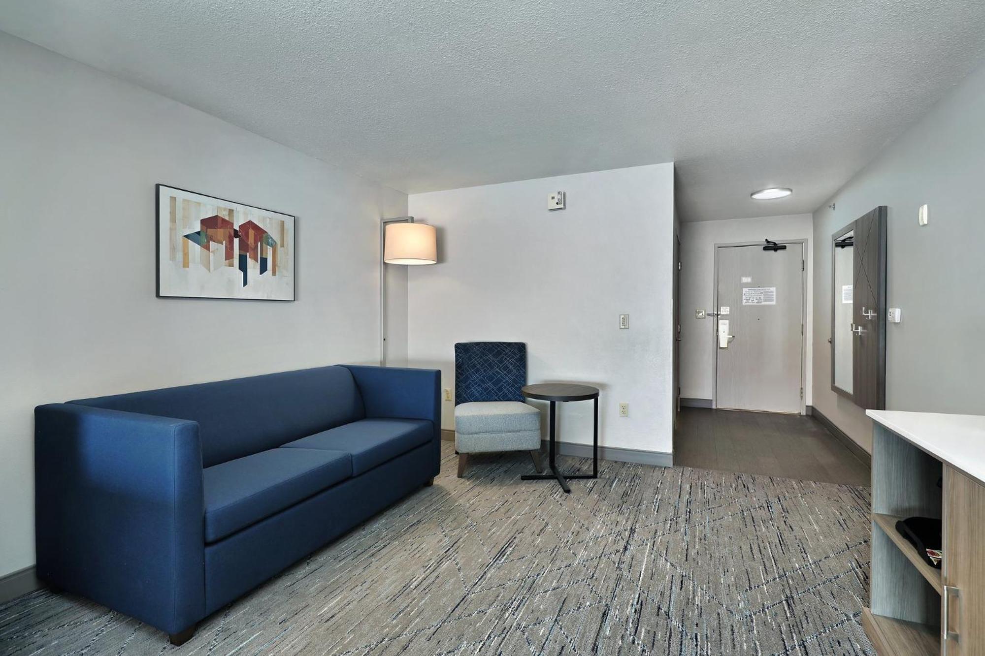Express & Milwaukee-new Berlin By Ihg 2* New Berlin