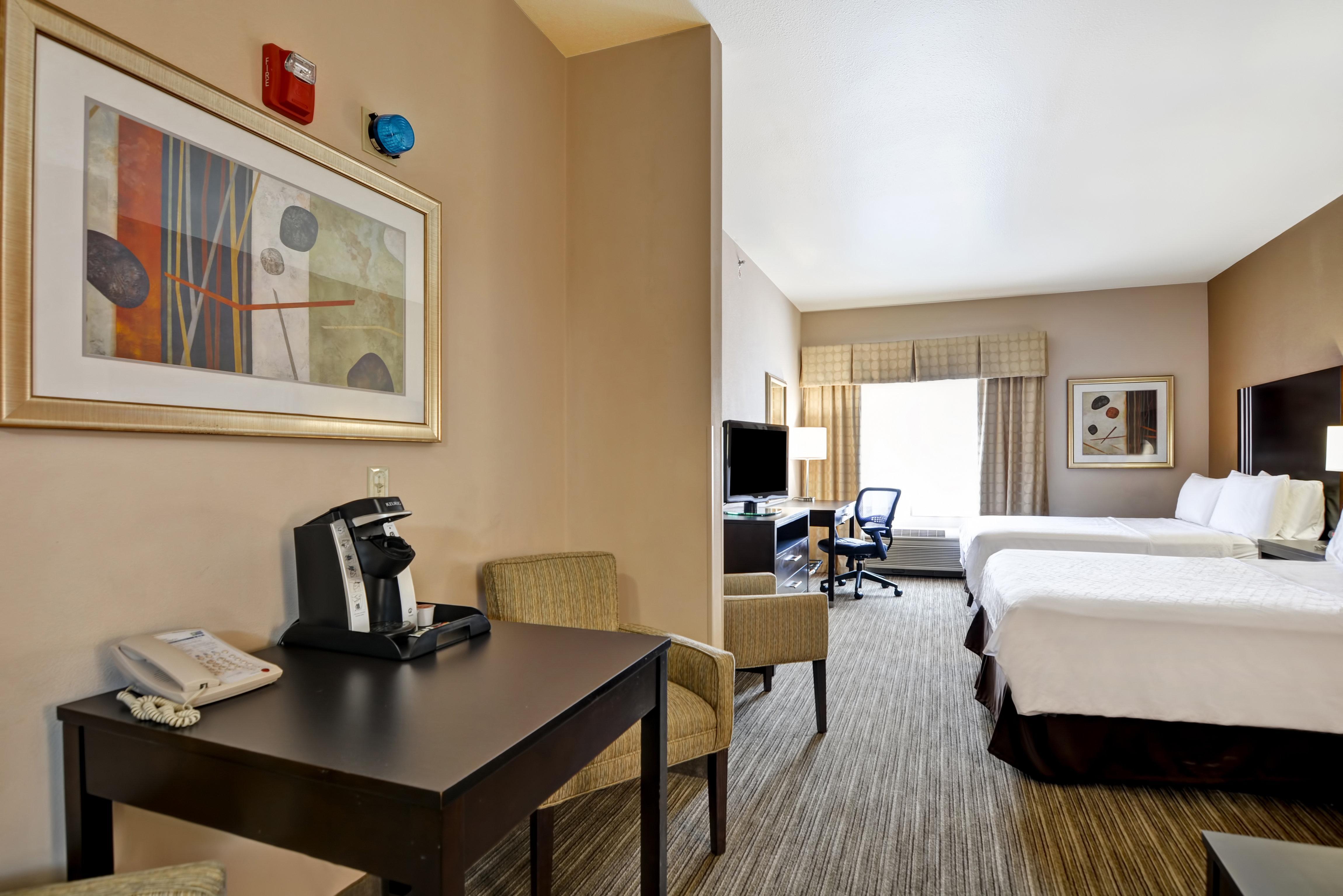 Express & Milwaukee-new Berlin By Ihg