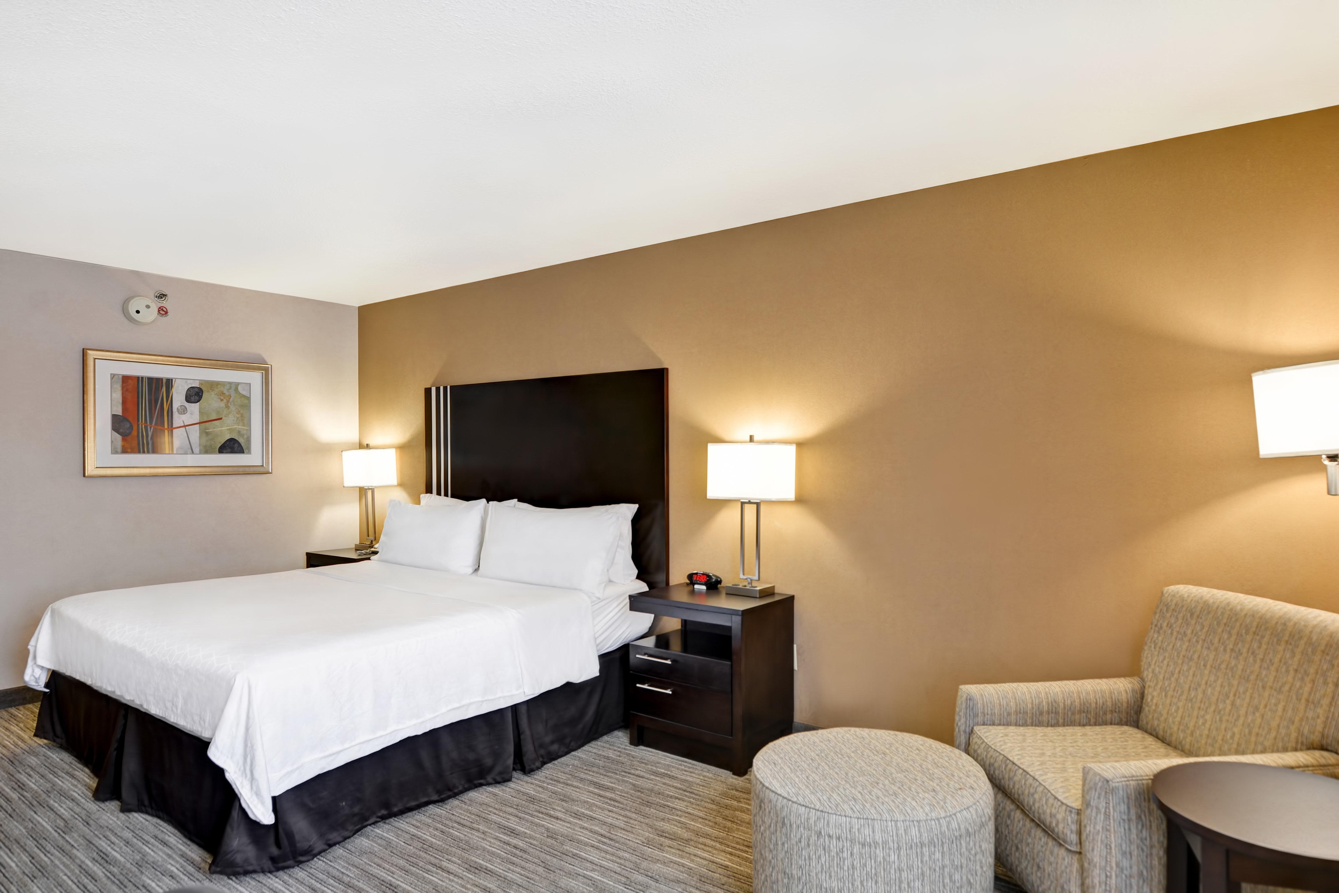 Express & Milwaukee-new Berlin By Ihg New Berlin