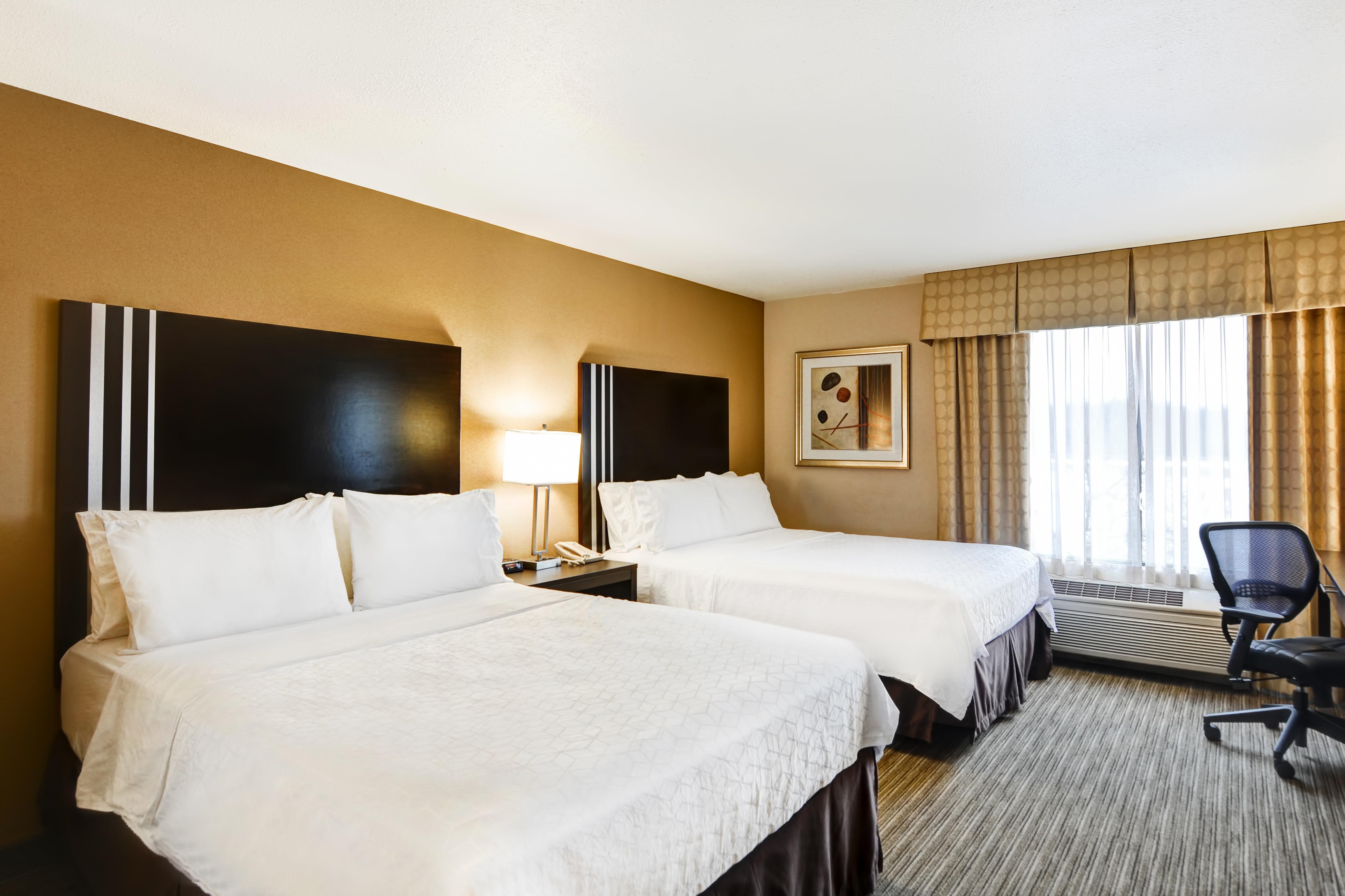 Express & Milwaukee-new Berlin By Ihg